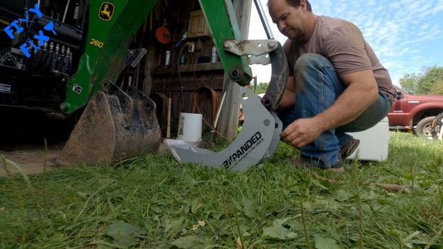 1025R BACKHOE BUCKET CHANGE смотреть онлайн