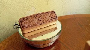 Футляр для очков резной из дерева! The eyeglass case is carved from wood!