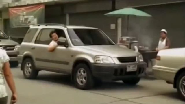 รถชนกันคันหลังต้องทำไง смотреть онлайн