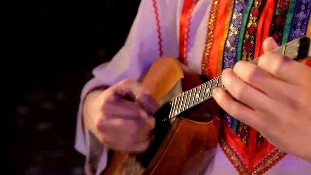 Фольклорно   эстрадный ансамбль Çавал смотреть онлайн