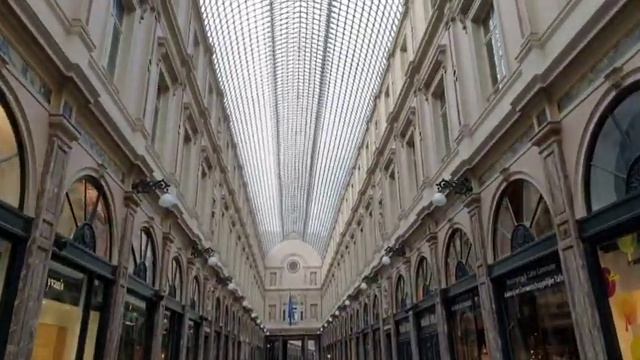 Travel BRO✈️ SAINT HUBERT GALLERY, BRUSSEL😍#art #travel #belgium #gallery #brussels #бельгия смотреть онлайн