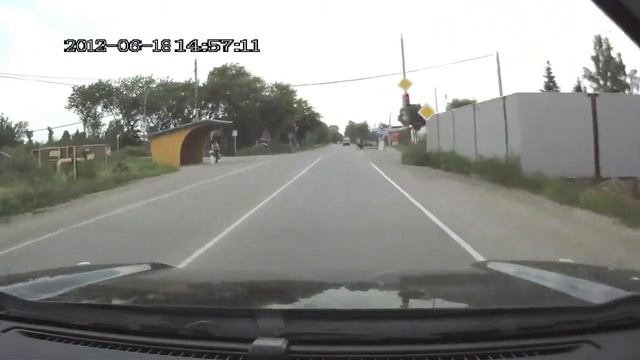 Самый ходовой видеорегистратор DVR H198 смотреть онлайн