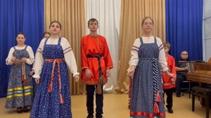 ДФА "СКВОРУШКИ" - Плясовая песня "Земляничка-ягодка"