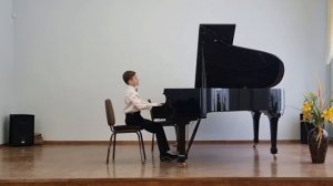Р. Шуман "Грёзы" из цикла Детские сцены. Исполняет Григорий Корчагин