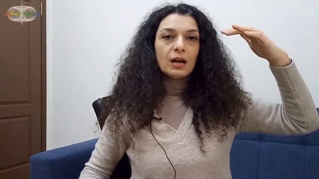 Никто из нас ни впереди, ни позади. Мы все рядом в одном кругу. Мы есть Великий Золотой Хоровод