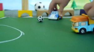 Песенка про Футбол. Робокар Поли и Черепашка Ниндзя