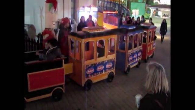 Fun Express Mini Train at PLAY N JUMP, Greece смотреть онлайн