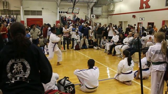 Kia (Pinan 2) смотреть онлайн