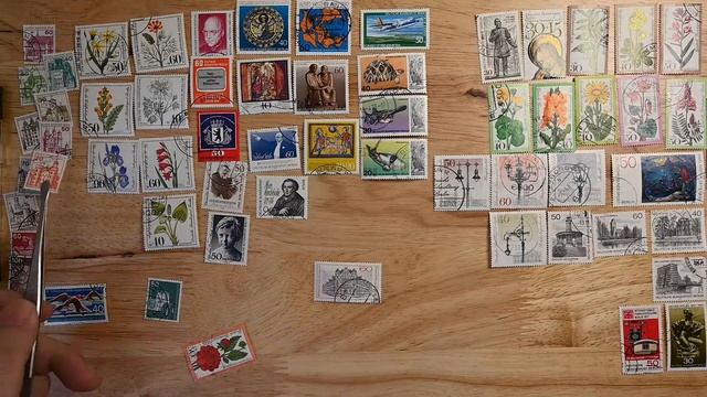 Berlin Stamp Unboxing Ep3 - 1976-1981 - Flowers, Boats, Street Lamps, & Animals Of The Berlin Zoo смотреть онлайн