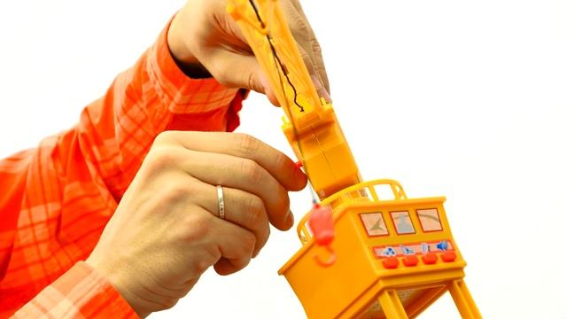 Трансформеры VS Мегатрон! Шоу Той Мастер: Оптимус Прайм - ПОДДЕЛКА?! Видео для детей смотреть онлайн