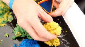 Кексы для кукол - Маша Капуки и кинетический песок для детей.