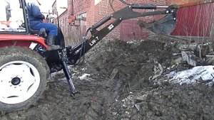 Экскаватор LW7 на тракторе фотон 404