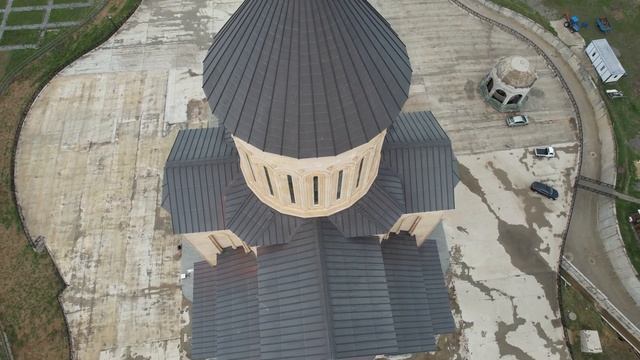 ყოვლადწმინდა ღვთისმშობლის ხატის სახელობის ტაძარი მახათაზე / All-Holly Mother of God Icon Temple смотреть онлайн