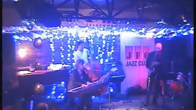 10.12.11 P&P 1.flv смотреть онлайн