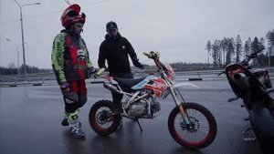 Как научиться стантить на питбайке? Начиная с нуля