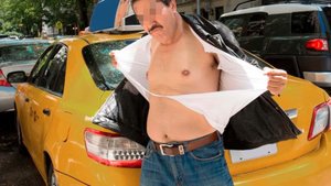 Переодевание в такси)