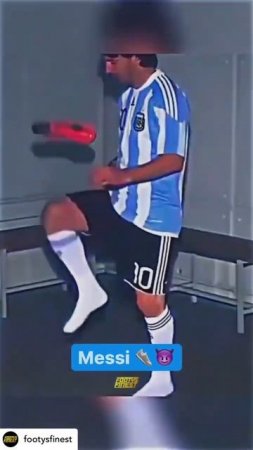 Football Juggling #cr7 #football #shorts #ronaldo #trending #viral #shortvideo #fyp #soccer #trend