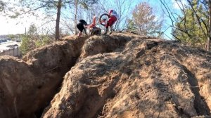 В эндуро нас много. Enduro_DZR