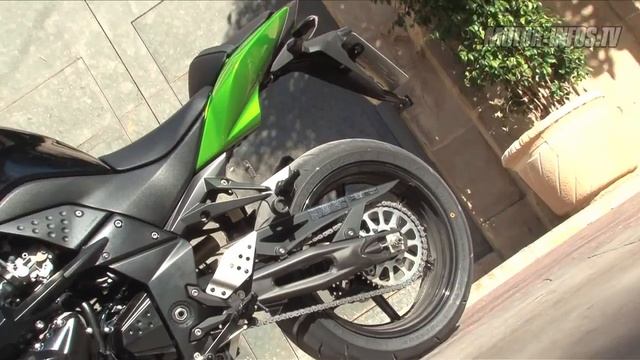 Essai Kawasaki Z 750 R смотреть онлайн