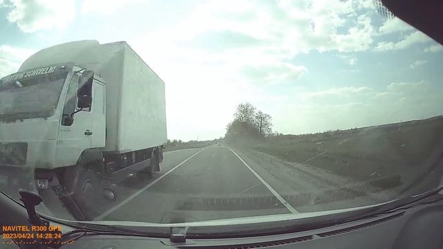 ВАЗ 21074 Т783СА790 идет на таран смотреть онлайн