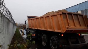 Автоматическое взвешивание на автомобильных весах ВА-60000-16 двух грузовиков за две минуты