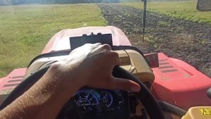 Первый выезд в поле и первая поломка трактора Кировец К-742м