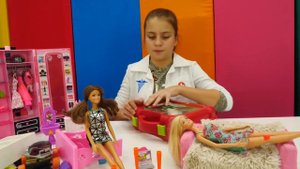 Барби катается на скейте. Игры для девочек