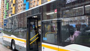 Автобус НефАЗ-5299-31-52 следует по маршруту 367п ”ЖК Пригород Лесное - м. Домодедовская”