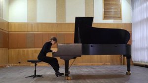 Ф. Шопен. Ноктюрн c-moll. Виконує Кожанова Анна.