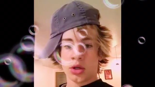 Salamander eats his own skin смотреть онлайн