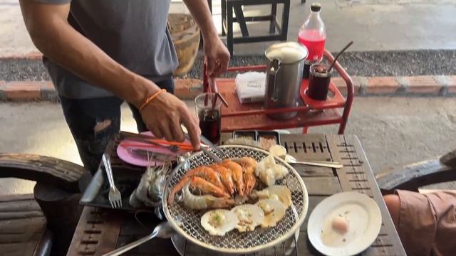 ГОТОВИМ с Тайцами. Безлимитный БУФЕТ,ПХУКЕТ,ПАТОНГ. КАРАУЛ))) смотреть онлайн