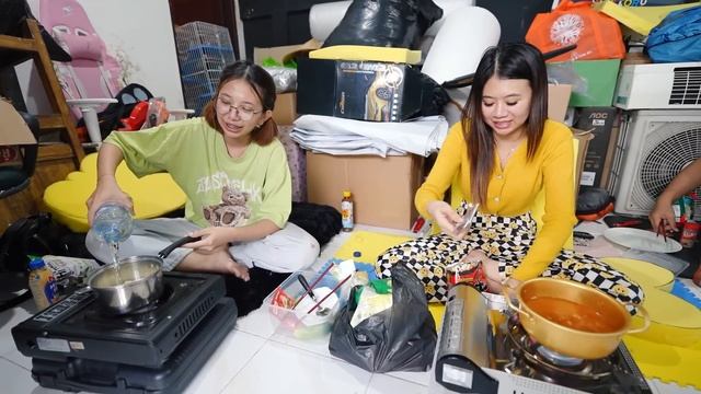 24 JAM DI DALAM GUDANG!! KITA BIKIN TEMPAT TIDUR DAN MEMASAK!! смотреть онлайн