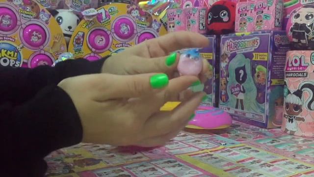 Abriendo Pikmi Pops Surprise Doughmis!!! смотреть онлайн