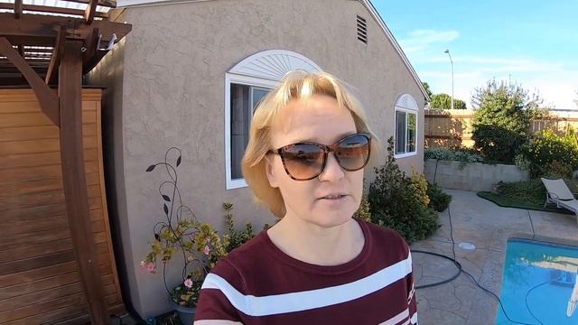 Предрождественский обмен подарками. Отпуск начался смотреть онлайн