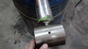 Ремонт мощного гидро цилиндра  большого погрузчика .