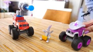 Чудо машинки - Пасхальные яйца - Вспыш ищет подарки