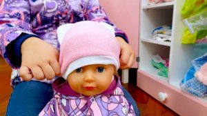 Песенки онлайн - Одеваем Беби Бон на улицу - Веселые песенки для всех