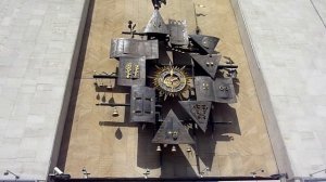 Театр кукол Образцова, часы на фасаде