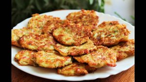 ЗАВТРАК ЗА 10 МИНУТ!Кабачковые оладьи с сыром и колбасой, ну очень вкусно!!