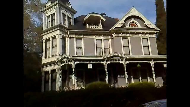 3 80'S HORROR FILM LOCATIONS