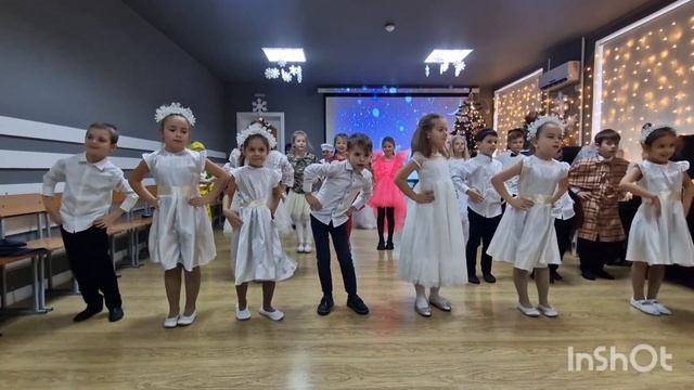 Новогоднее представление Золушка