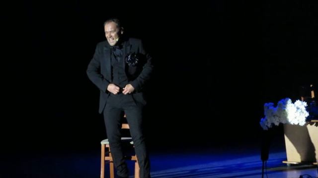 Моноспектакль Максима Аверина "Все начинается с любви..."Псков 16.05 смотреть онлайн