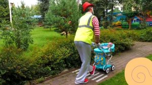 Кукла БЕБИ БОН катается на машинке! - Мультик для детей с пупсиком Baby Born. Видео игры для девочек