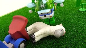 Грузовичок Лева, бульдозер и вертолет Хелли - Игры в машинки