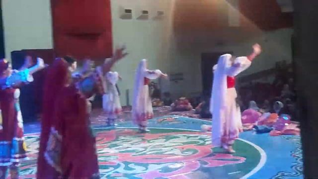 Ансамбль "Чаман"и Точиддин Рахимов смотреть онлайн