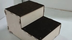 Сборка двухступенчатой лестницы для собак и кошек.