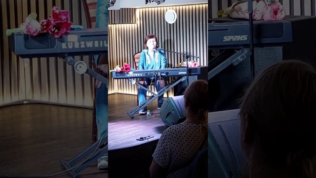 Татьяна Рузавина и Сергей Таюшев "Мне просто хорошо быть с тобой вдвоём". Гнездо Глухаря. 05.06.202 смотреть онлайн