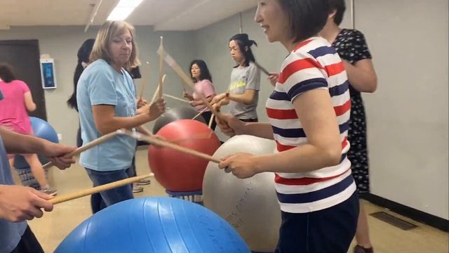 Prisms Options Activities: Move to the Beat смотреть онлайн