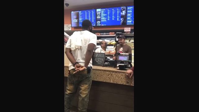 Racist guy in Dunkin Donuts In Brooklyn NY смотреть онлайн