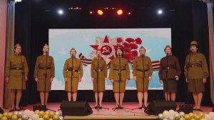 Лирика - Идет солдат